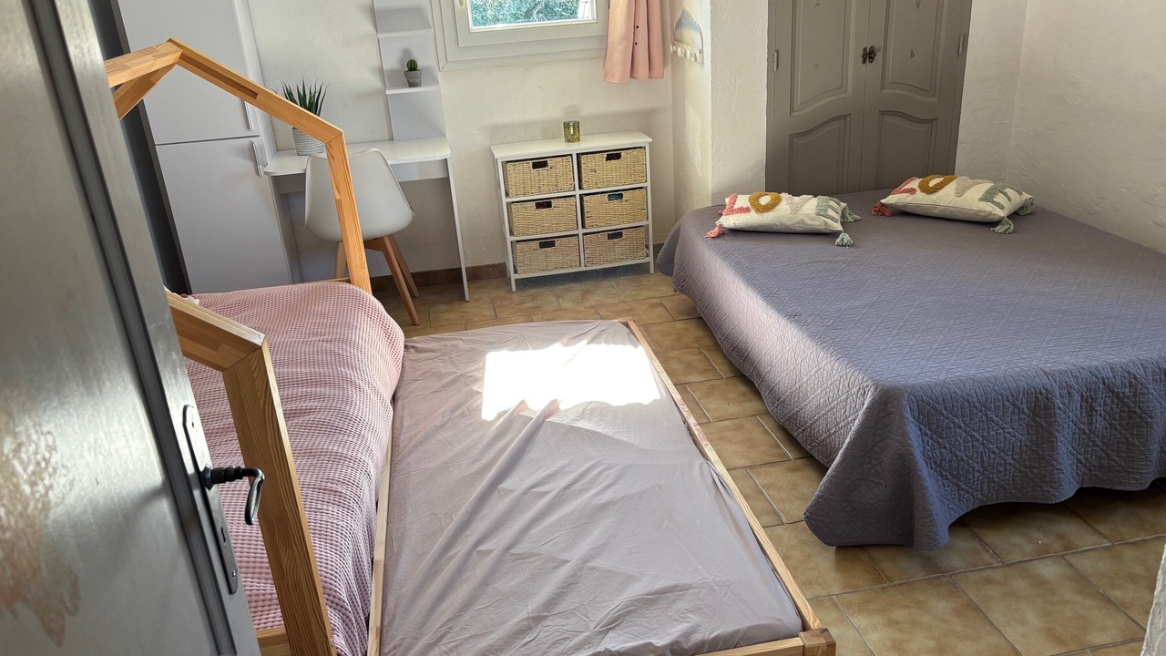Photo of Bedroom in La Roque-sur-Pernes