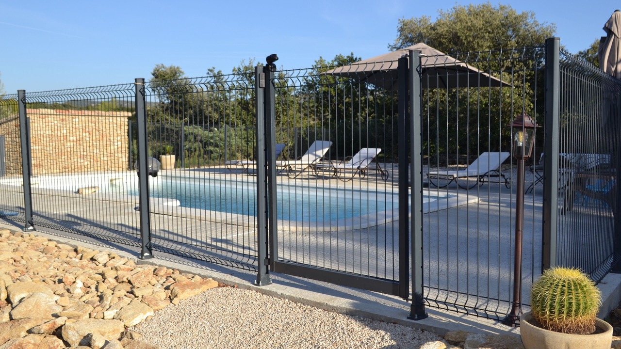 Photo of Outdoor in La Roque-sur-Pernes