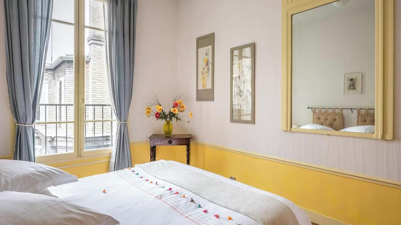 Photo of Bedroom in 5th Arrondissement