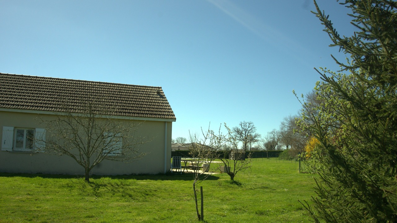 Photo of Outdoor in Vitry-en-Charollais