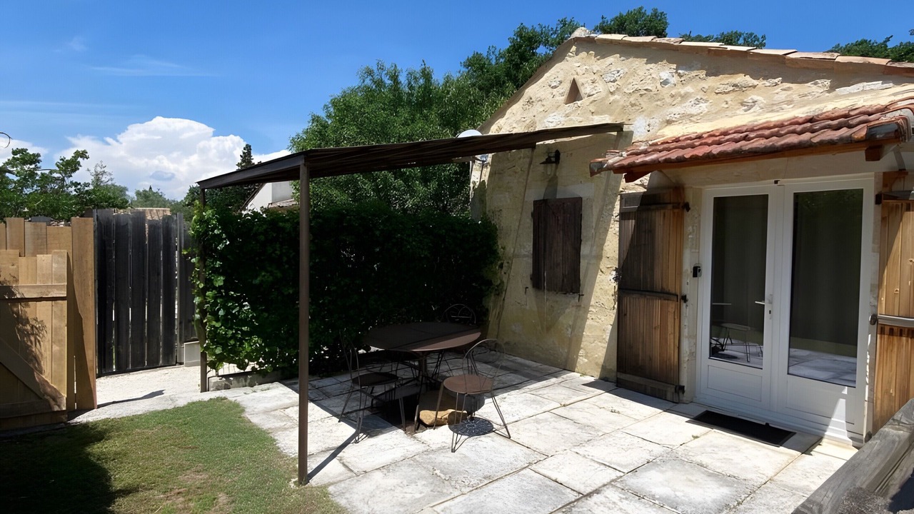 Photo of Patio Balcony in Saint-Paul-Trois-Chateaux