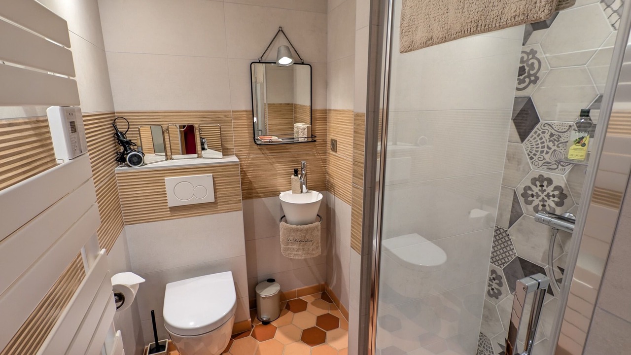 Photo of Bathroom in Chaleze