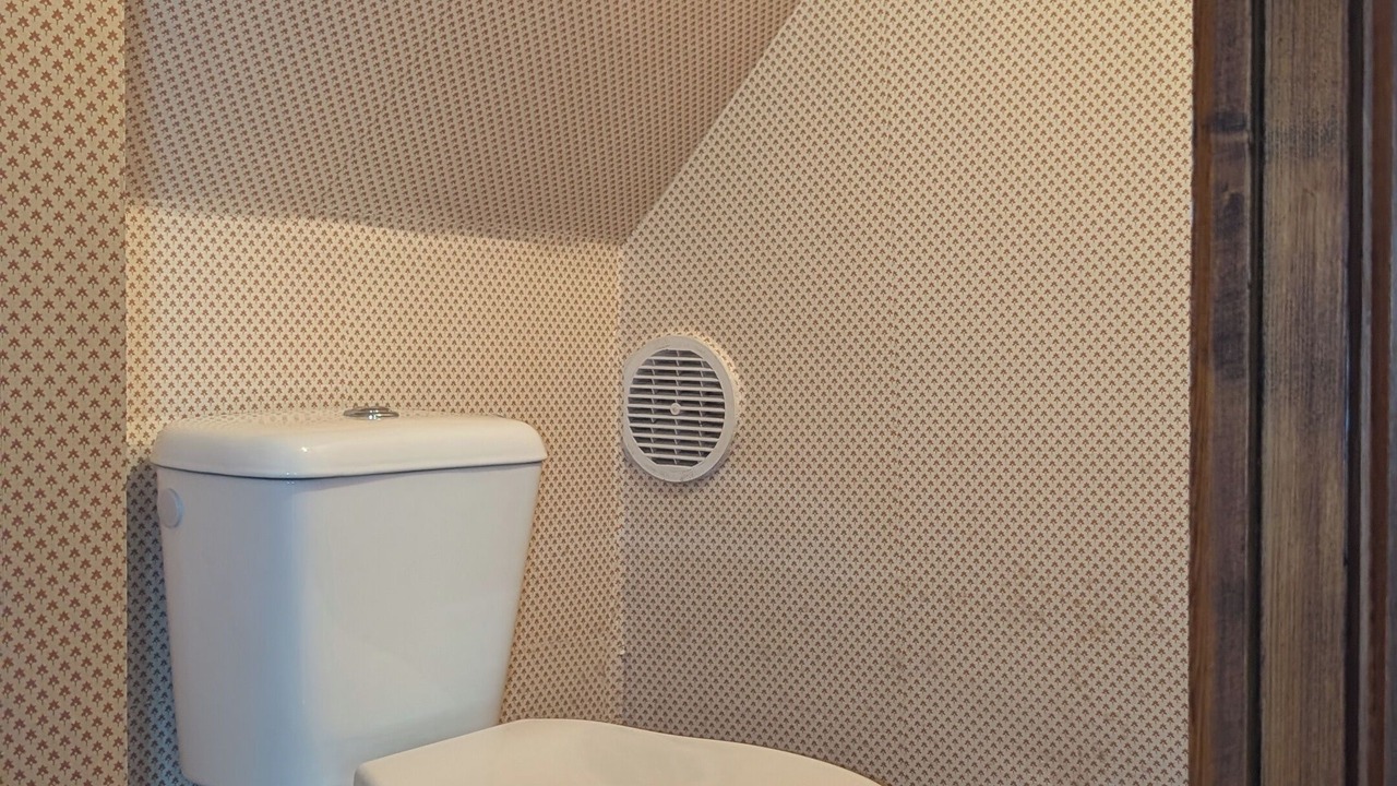 Photo of Bathroom in Avajan