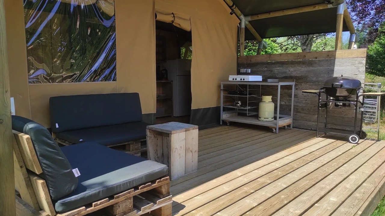 Photo of Patio Balcony in Chatel-Montagne