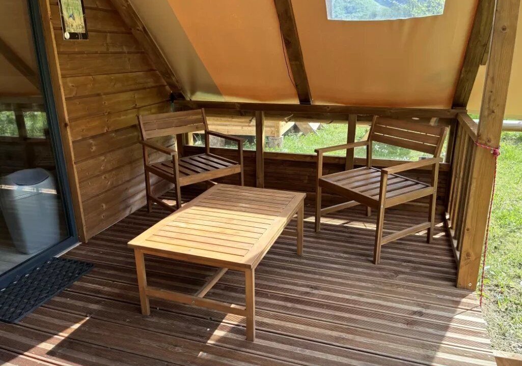 Photo of Patio Balcony in Chezery Forens