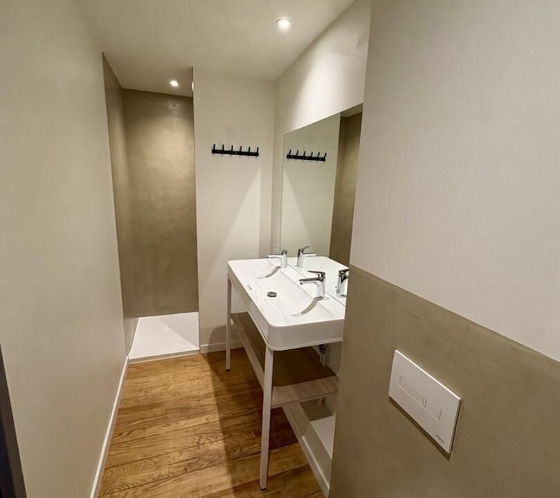Photo of Bathroom in Saint-Sauveur-de-Peyre