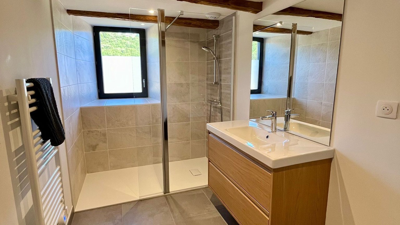 Photo of Bathroom in Condom-d'Aubrac
