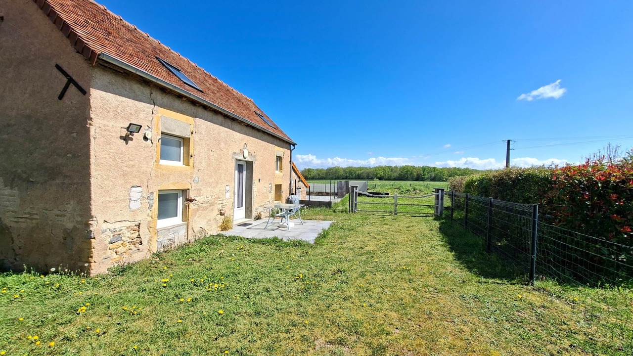 Photo of Outdoor in Saint-Yan