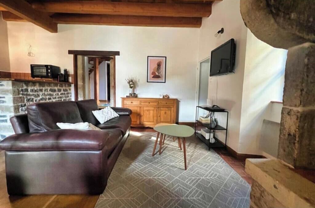 Photo of Livingroom in Vesseaux