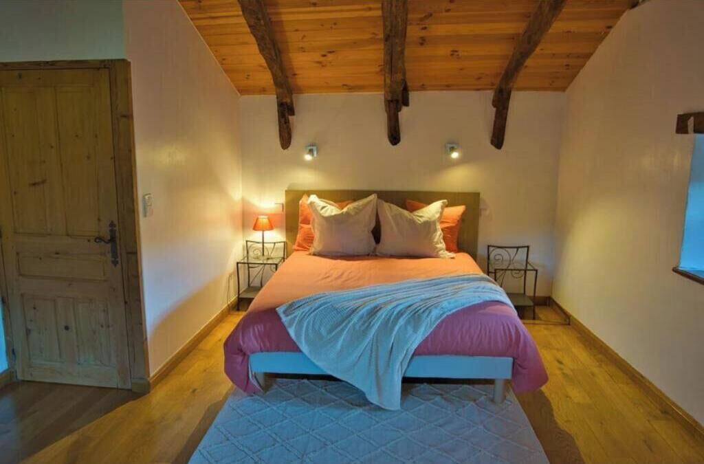 Photo of Bedroom in Vesseaux