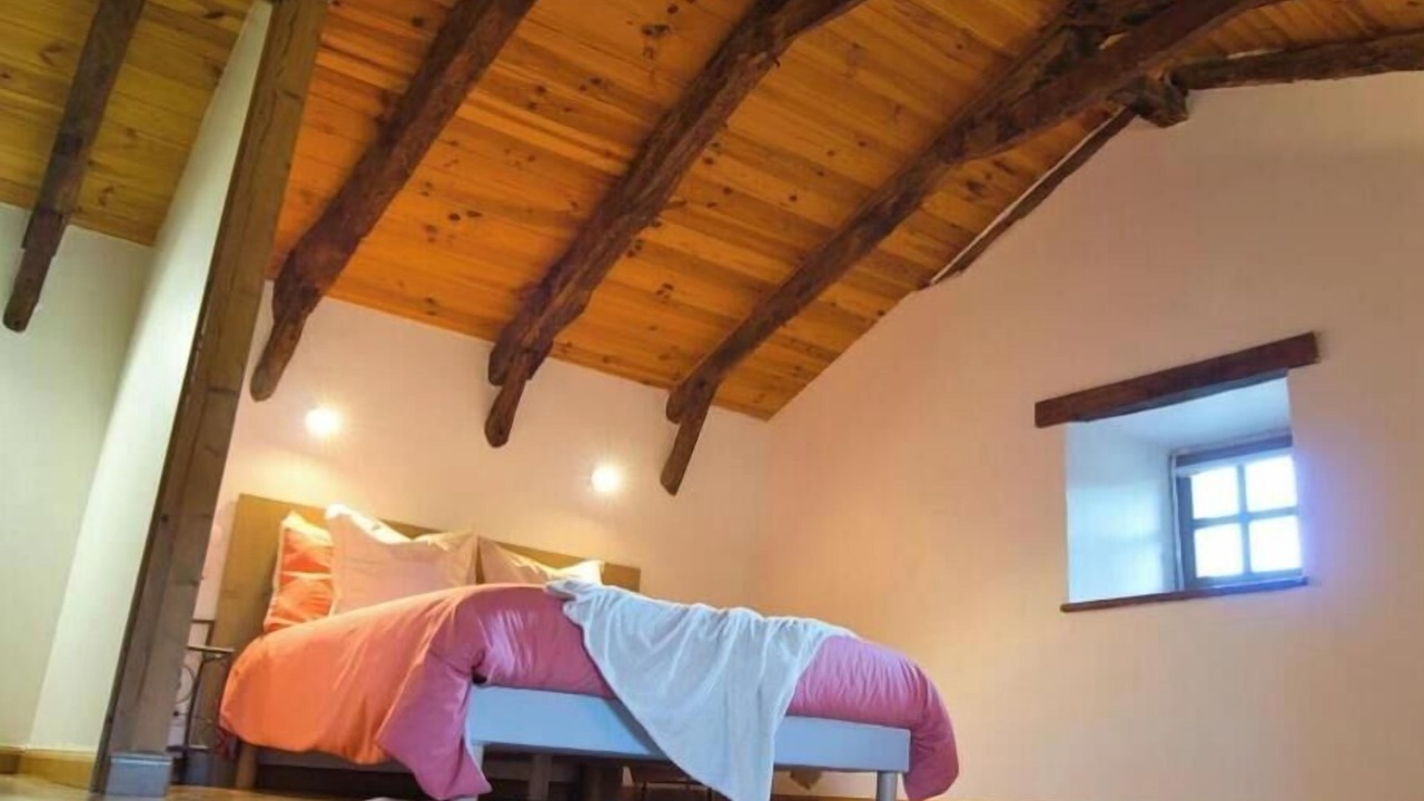 Photo of Bedroom in Vesseaux