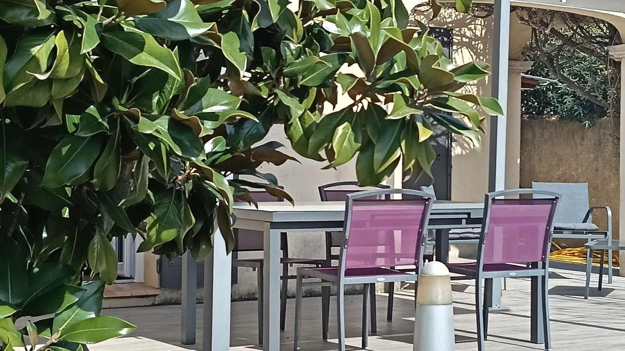 Photo of Outdoor in Caromb