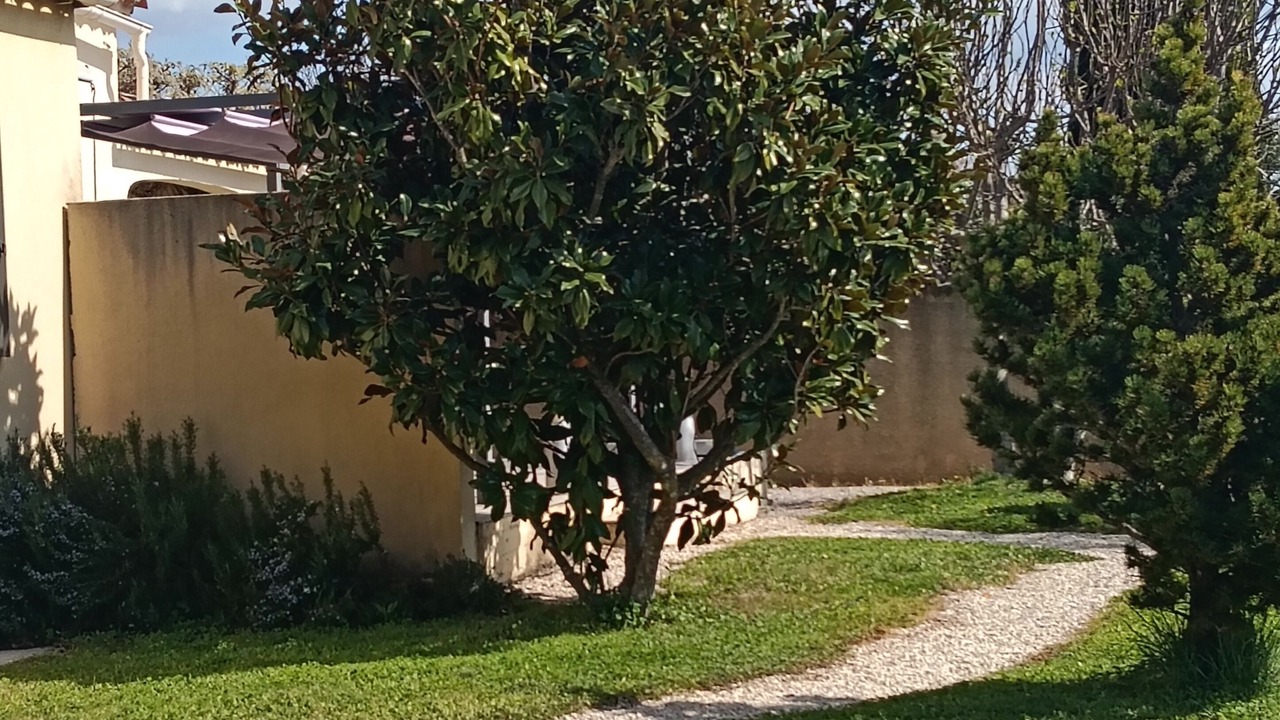 Photo of Outdoor in Caromb
