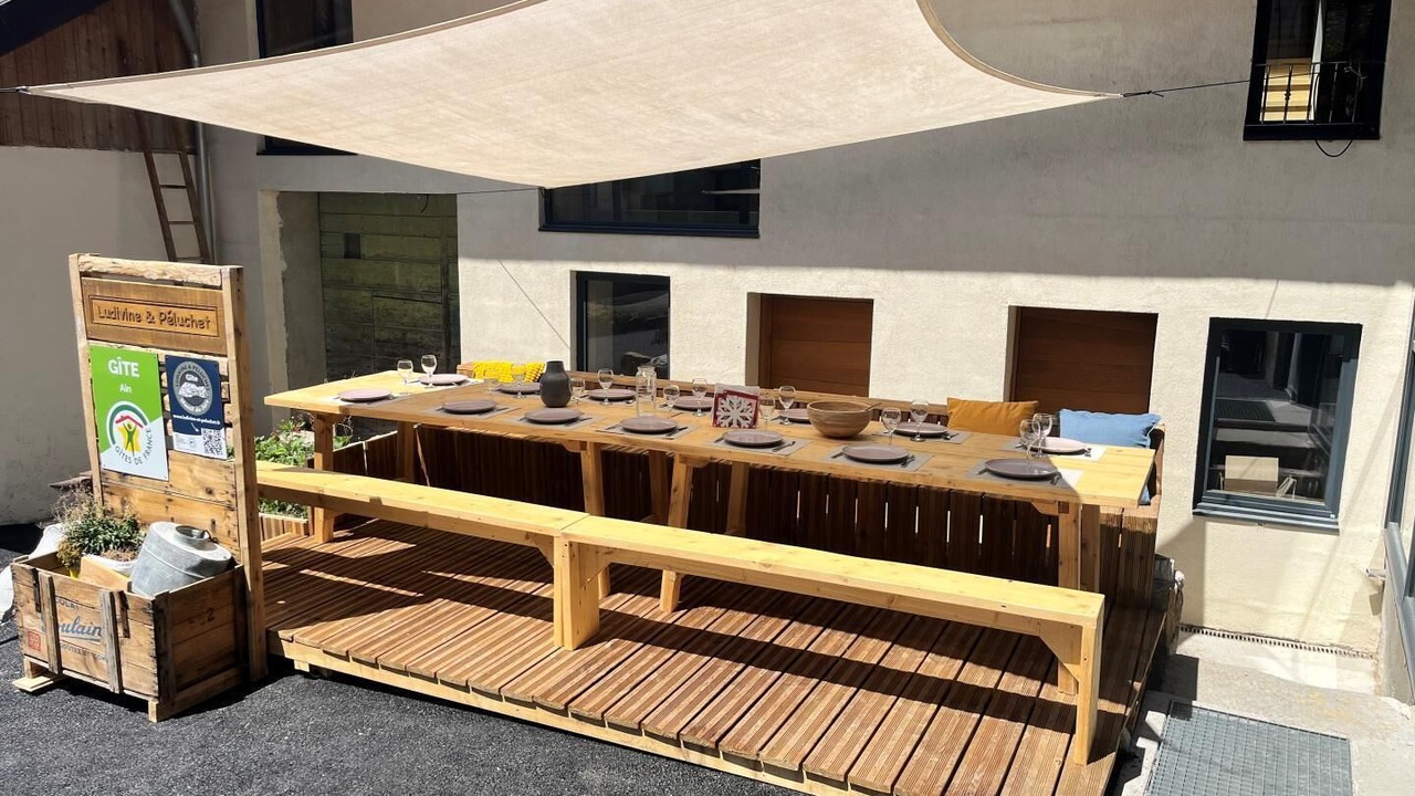 Photo of Outdoor in Chezery Forens