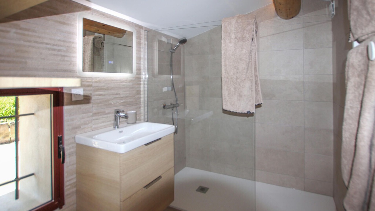 Photo of Bathroom in Mazan