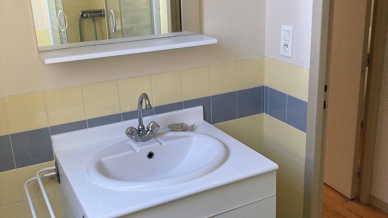 Photo of Bathroom in Castelnau-de-Mandailles