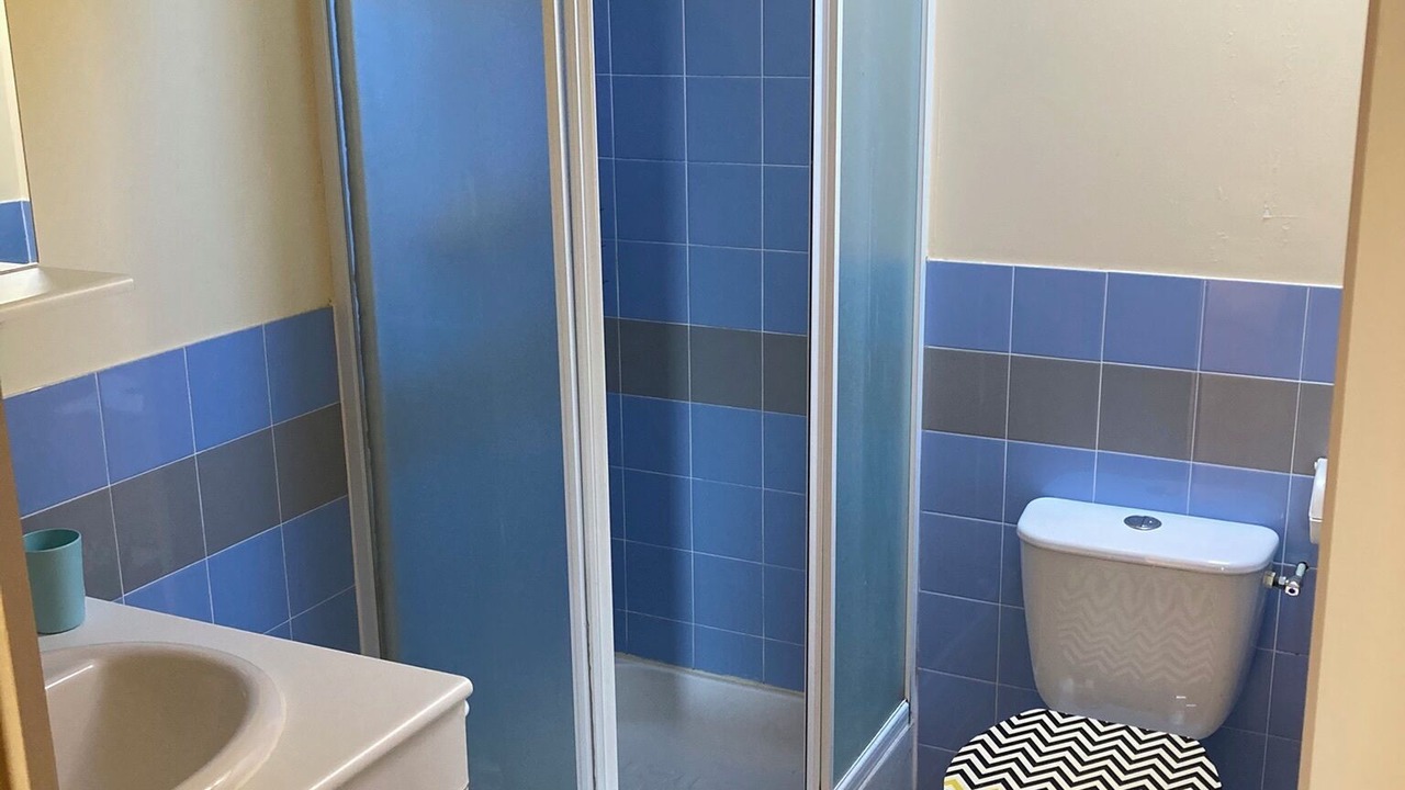 Photo of Bathroom in Castelnau-de-Mandailles