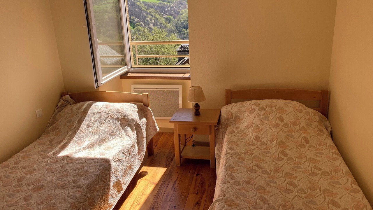 Photo of Bedroom in Castelnau-de-Mandailles