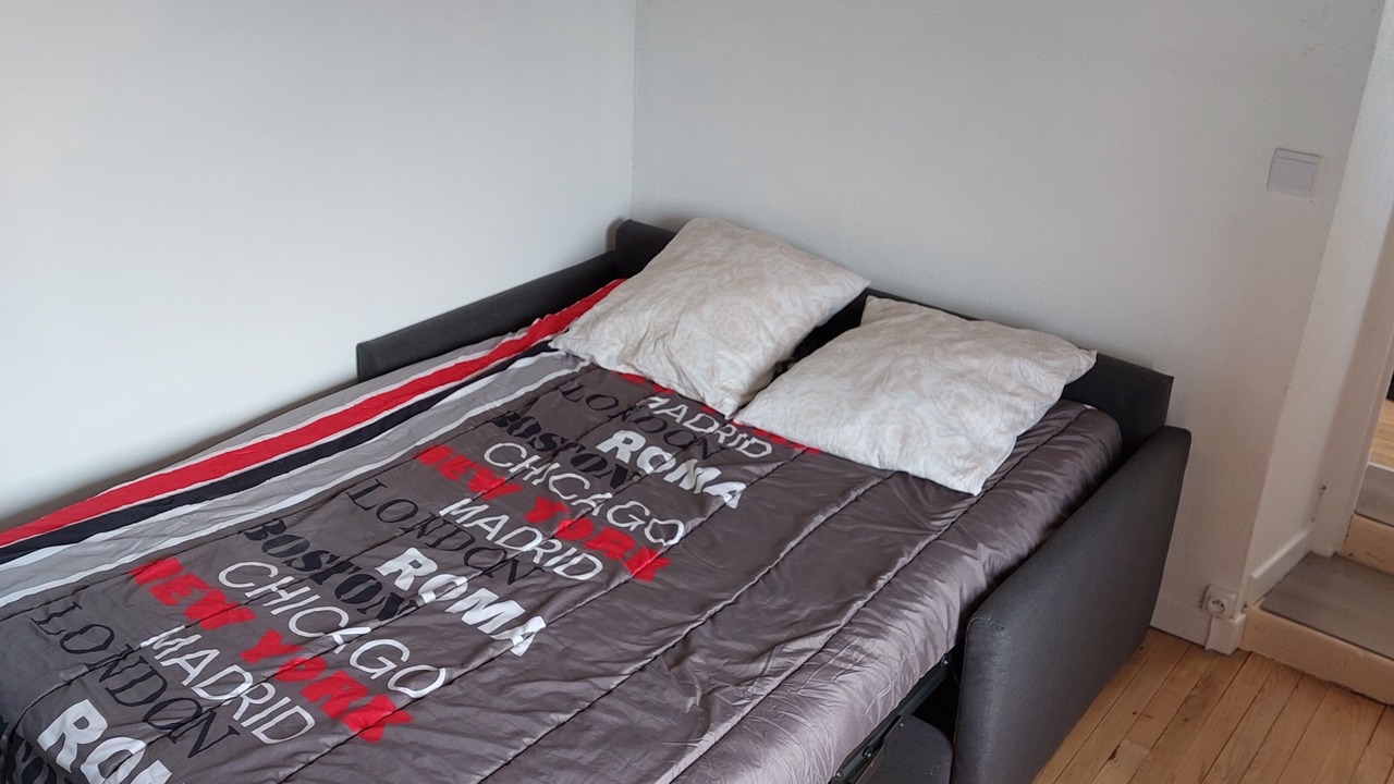 Photo of Bedroom in Saint-Julien-Labrousse