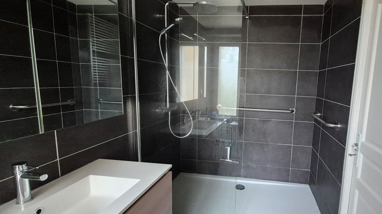 Photo of Bathroom in Passavant-la-Rochere