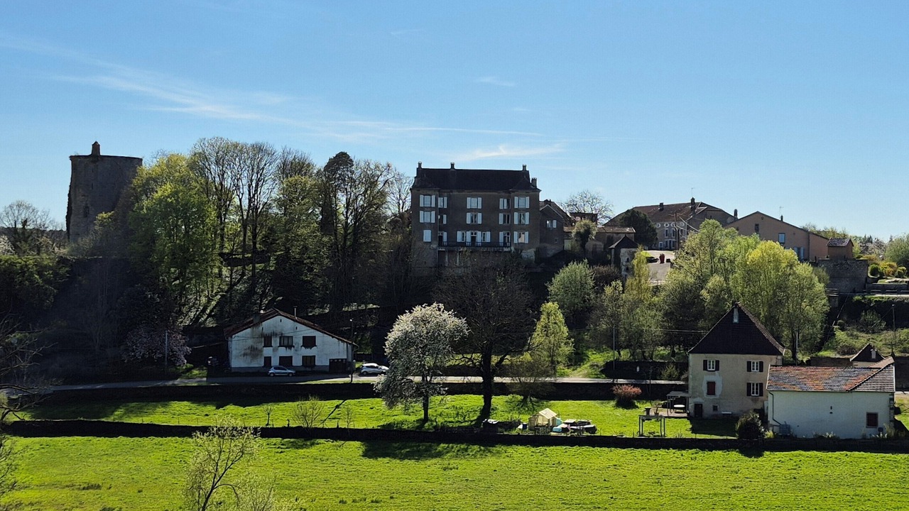 Photo of Others in Passavant-la-Rochere