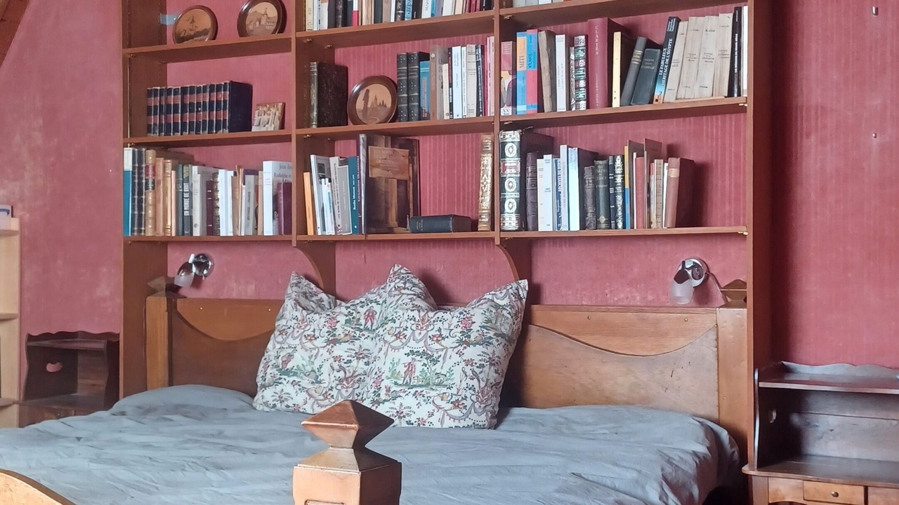 Photo of Bedroom in Saint Usuge