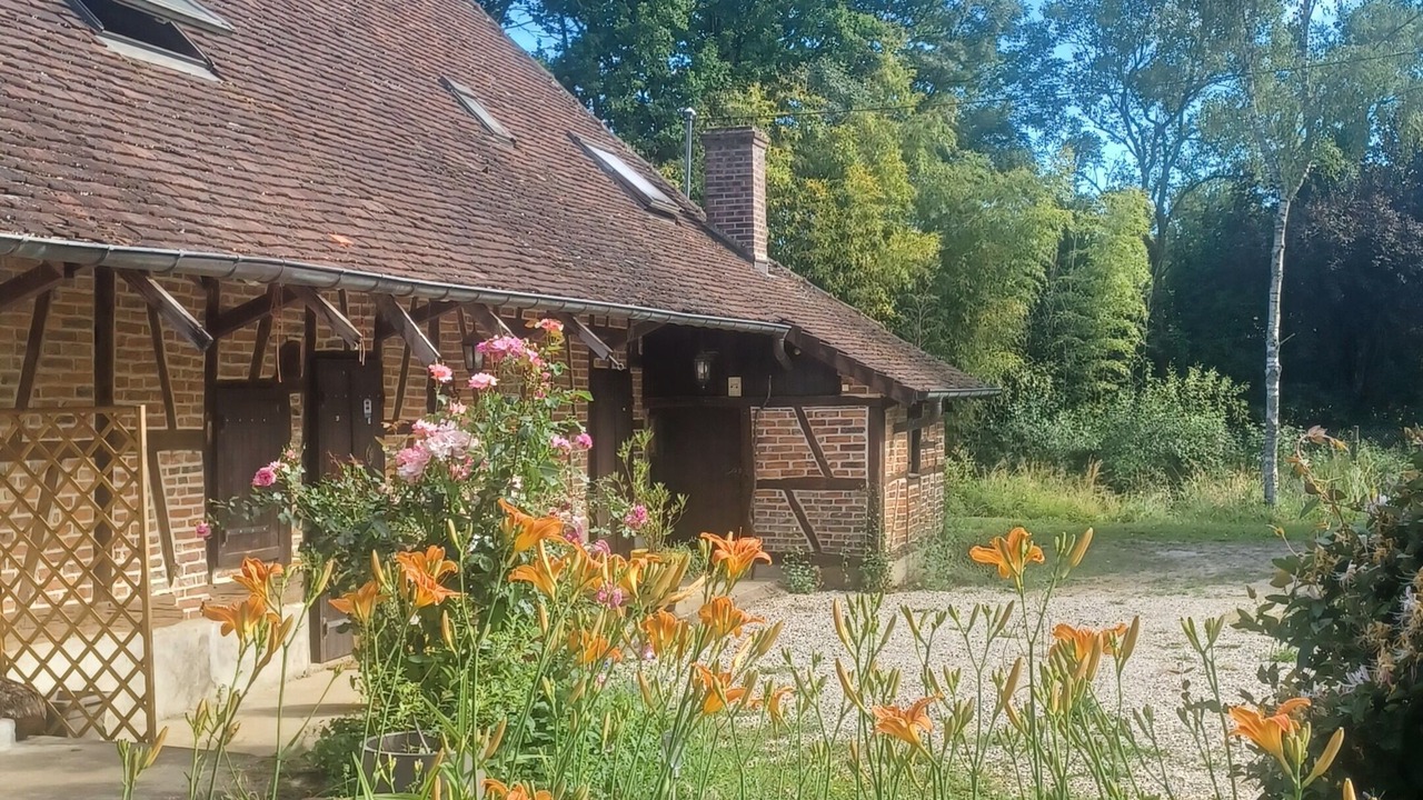 Photo of Outdoor in Saint Usuge