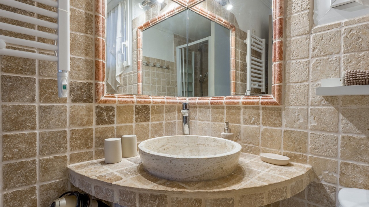 Photo of Bathroom in Bedoin