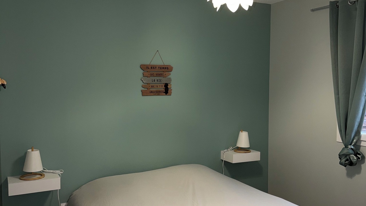 Photo of Bedroom in Combeaufontaine