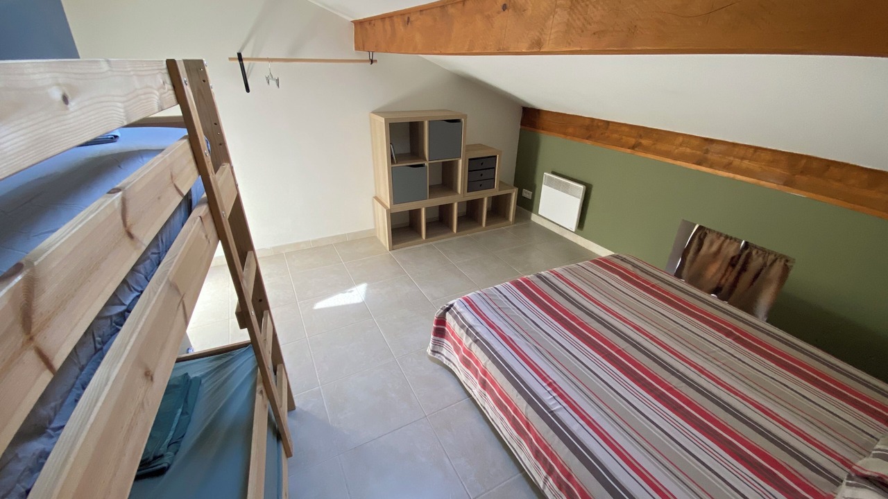 Photo of Bedroom in Malemort-du-Comtat