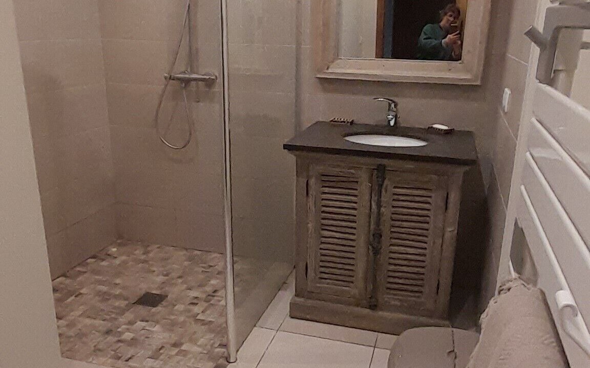 Photo of Bathroom in Lormes