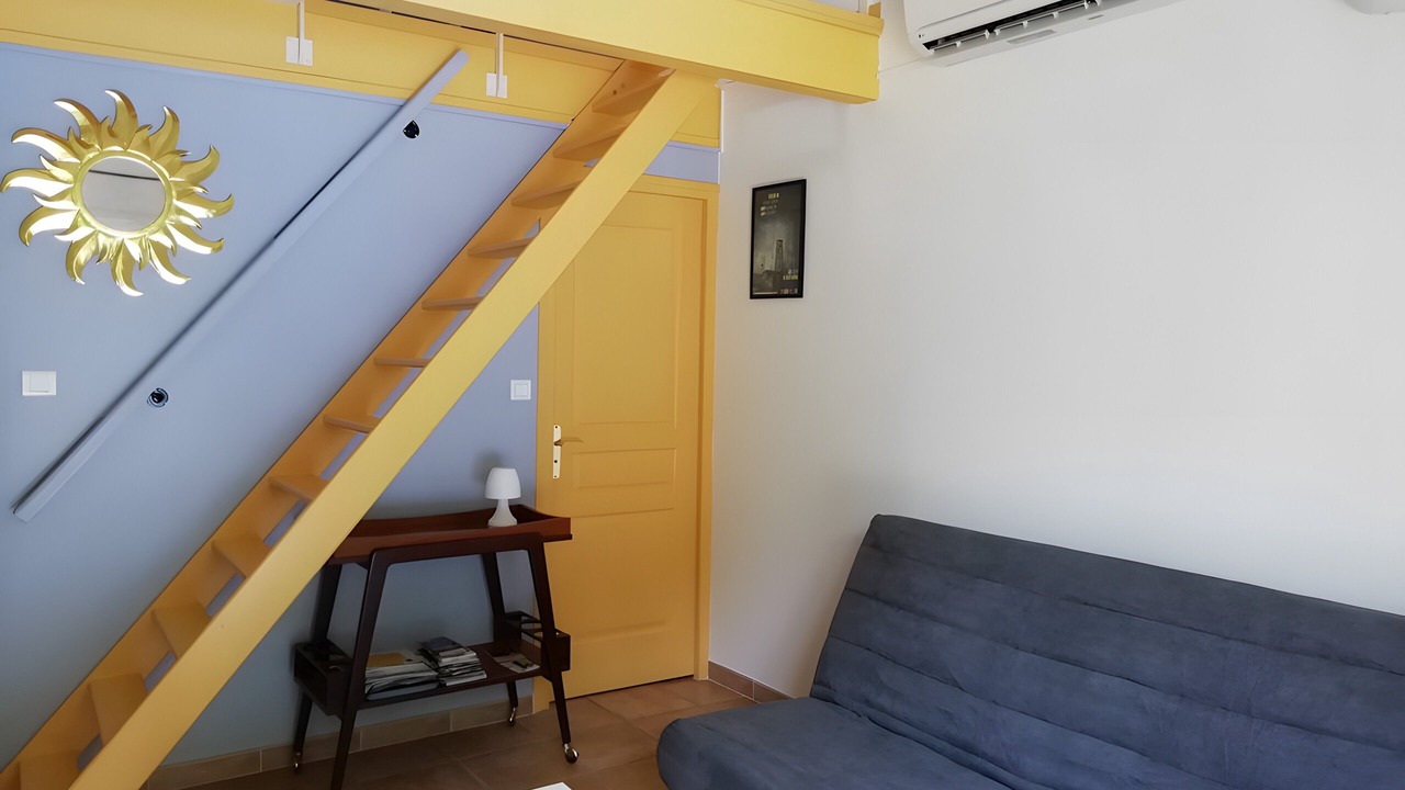 Photo of Livingroom in Le Poet-Laval
