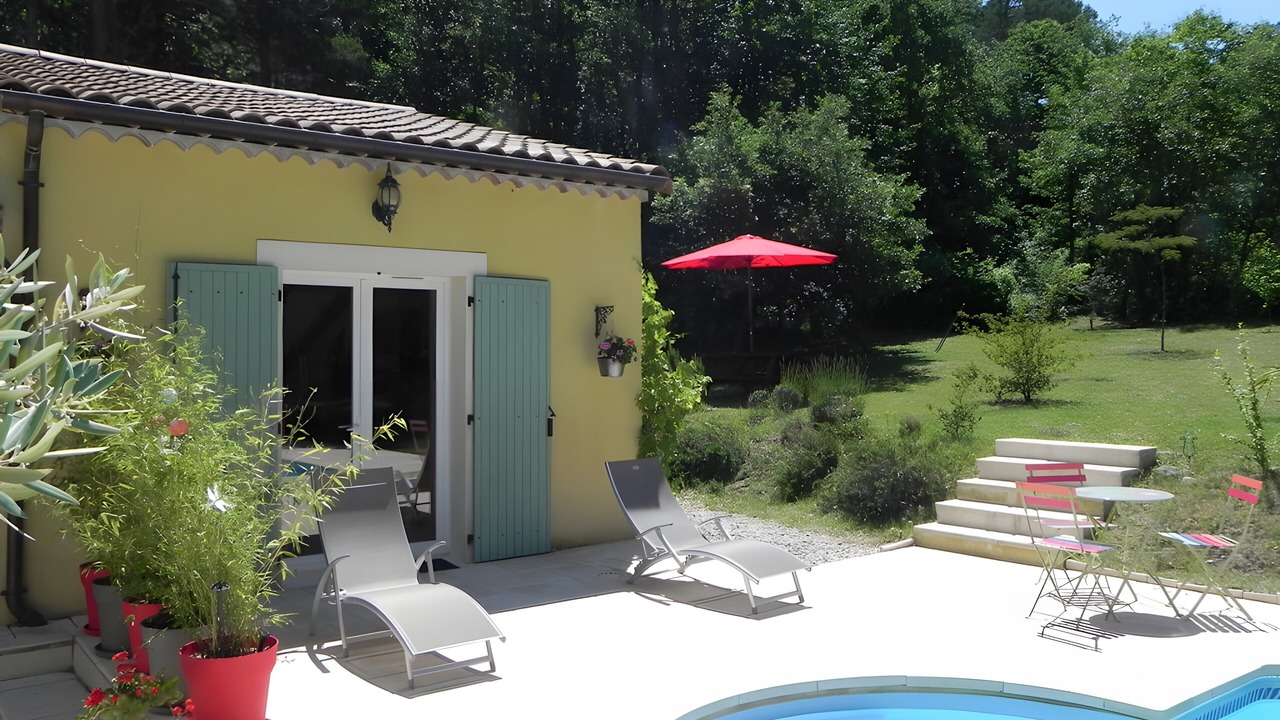 Photo of Outdoor in Le Poet-Laval