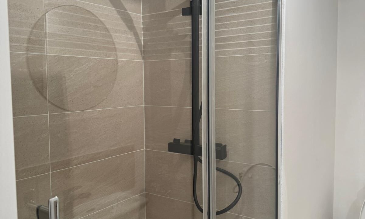 Photo of Bathroom in Saint-Fargeau