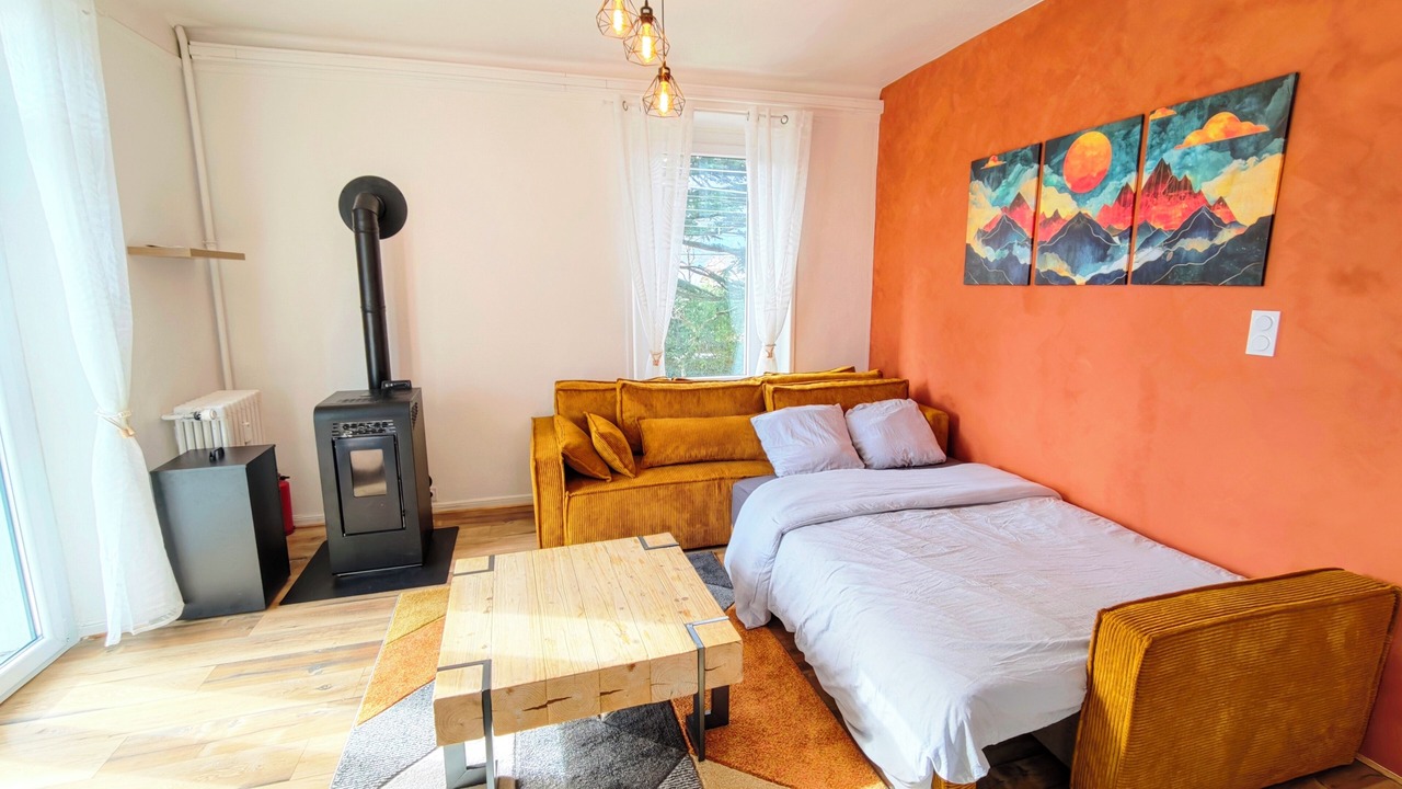 Photo of Bedroom in Aix-les-Bains