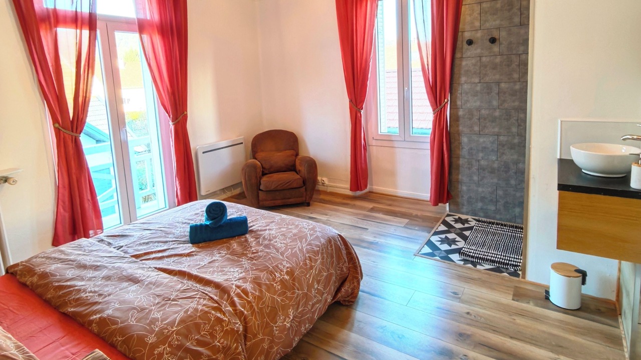 Photo of Bedroom in Aix-les-Bains