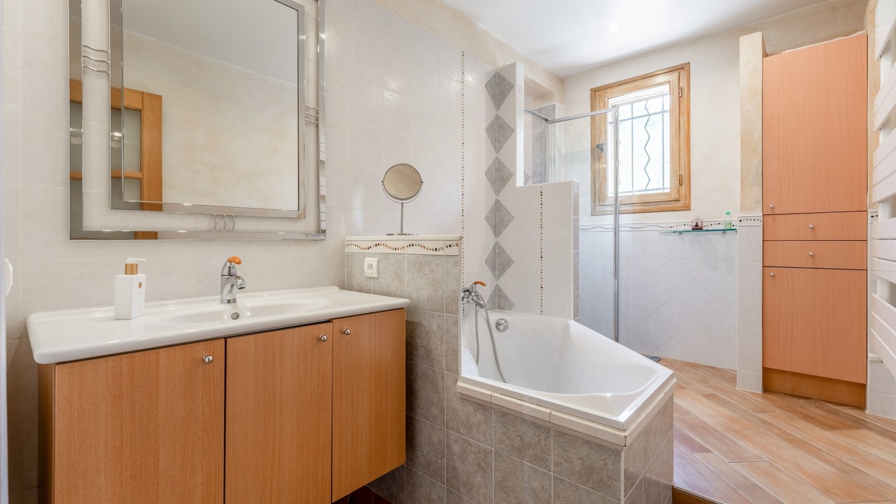 Photo of Bathroom in Mazan