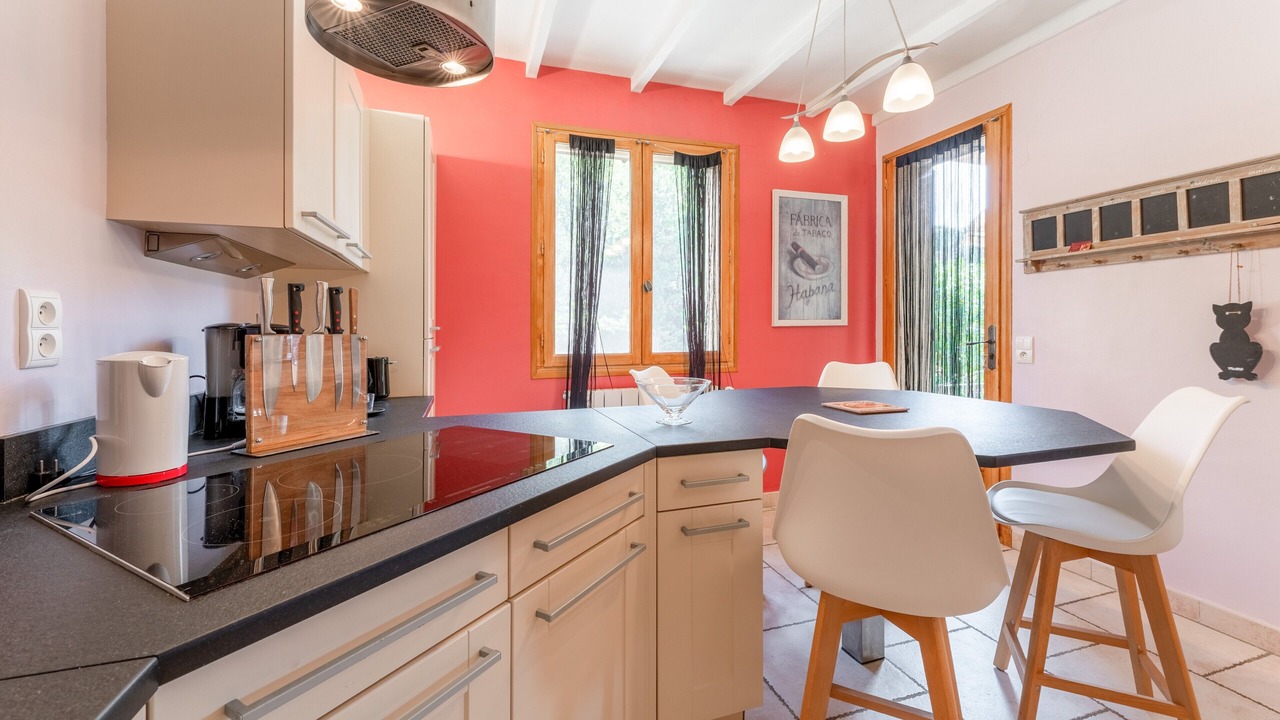 Photo of Kitchen in Mazan