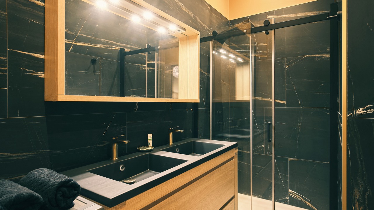 Photo of Bathroom in Lons-le-Saunier