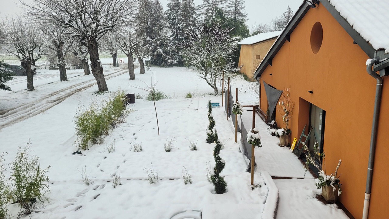 Photo of Outdoor in Vif