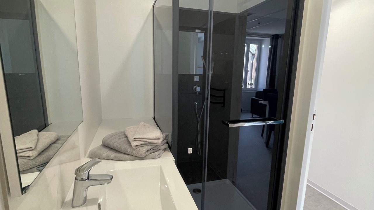 Photo of Bathroom in Premery