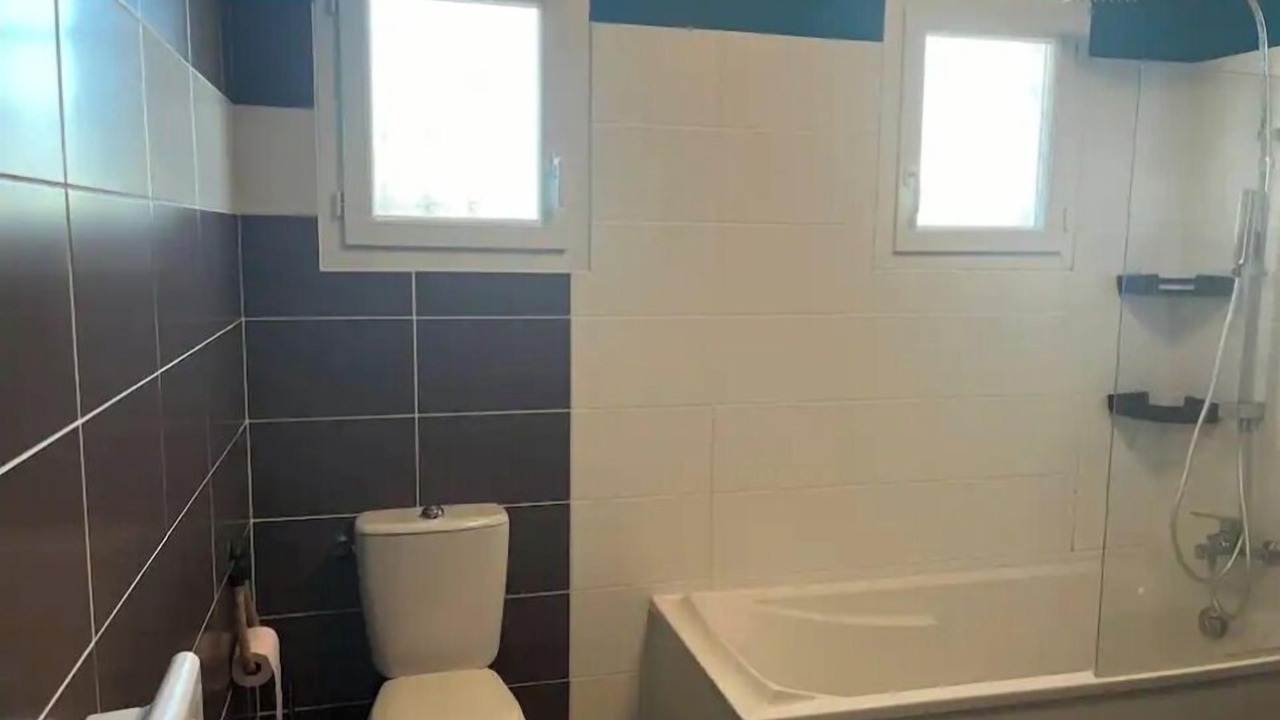 Photo of Bathroom in Aubignan