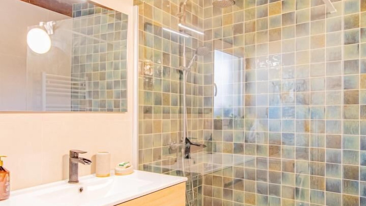 Photo of Bathroom in Ratte