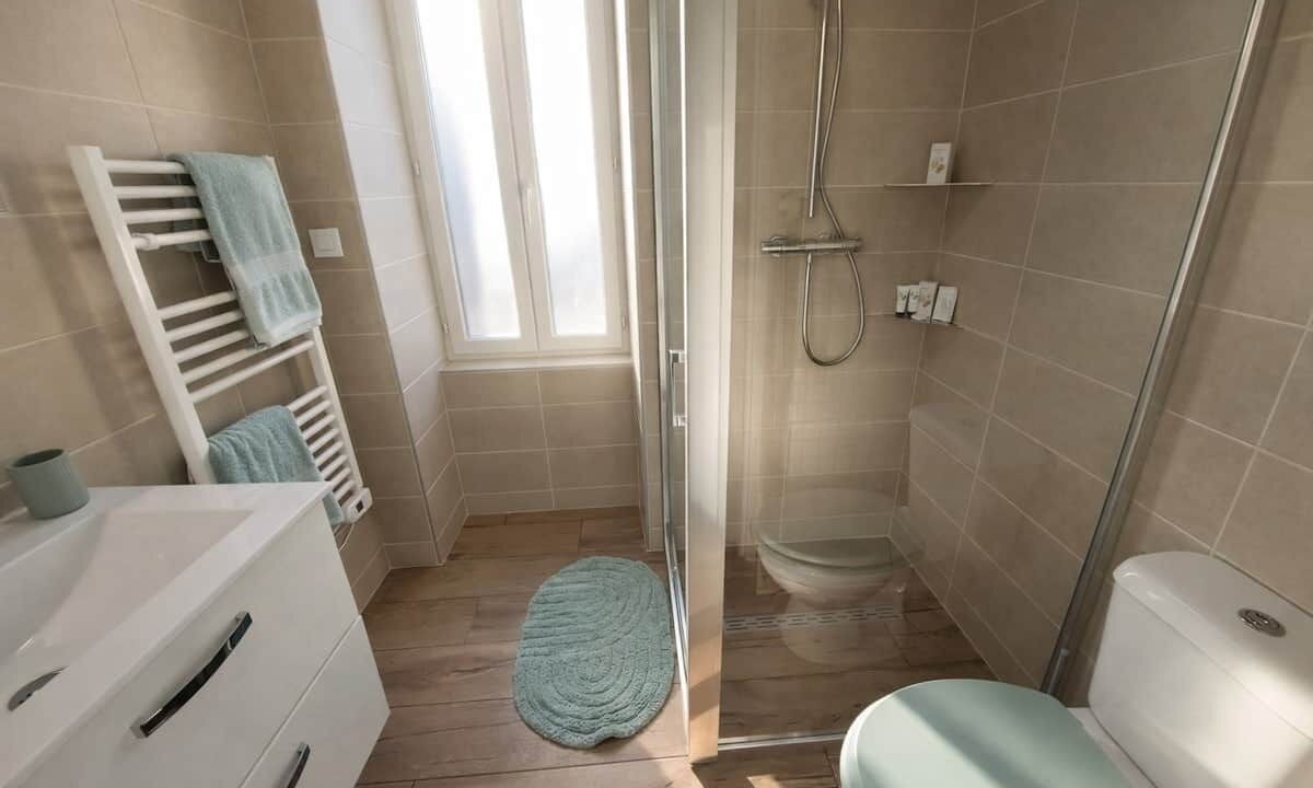 Photo of Bathroom in Beaurepaire