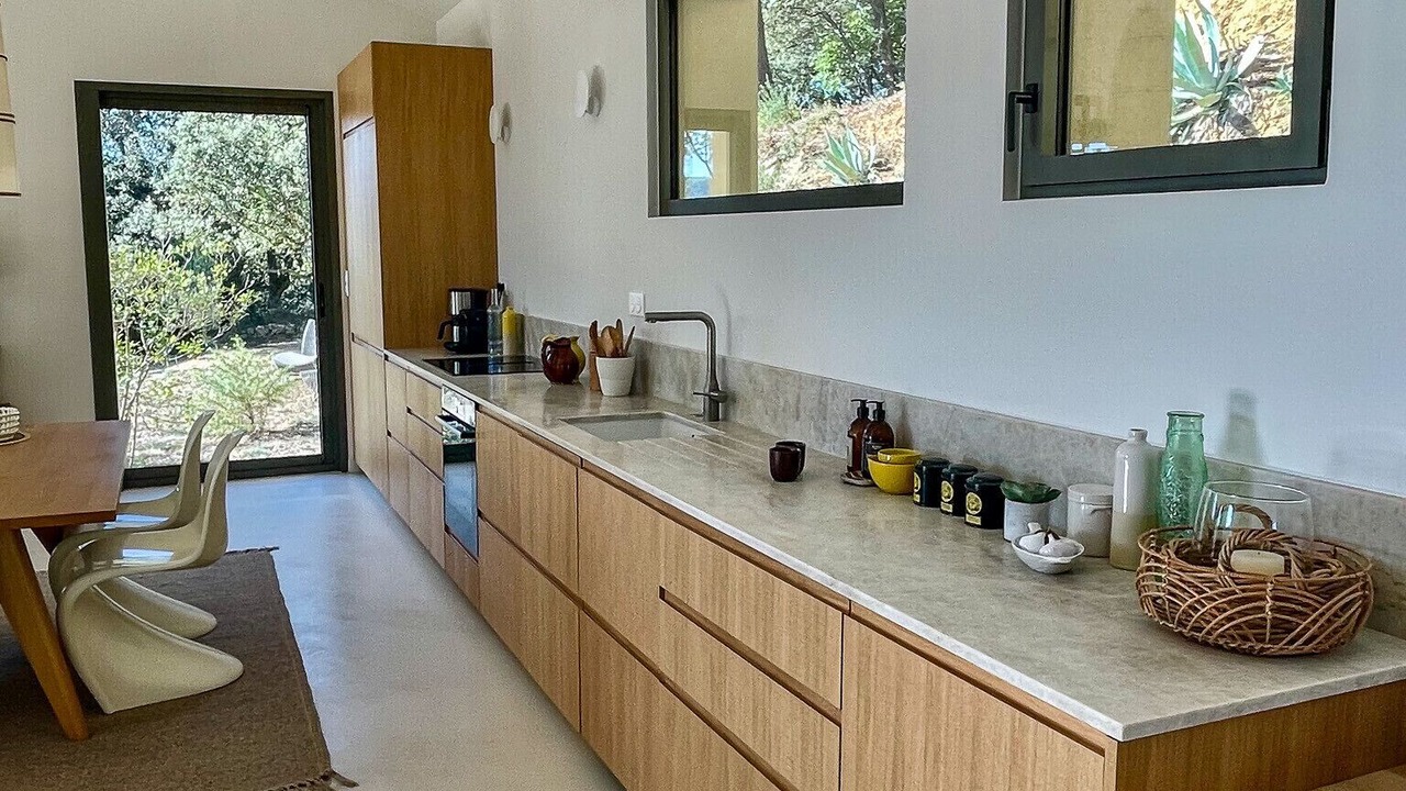 Photo of Kitchen in Saint-Restitut