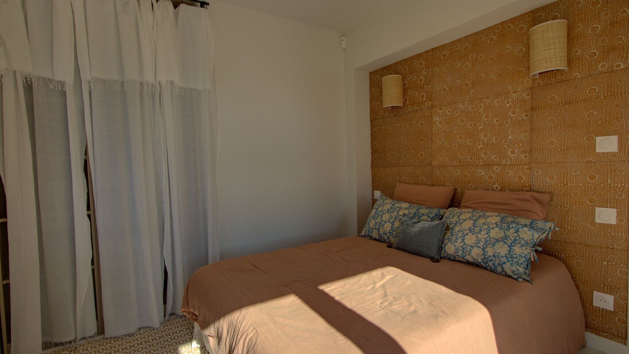 Photo of Bedroom in Saint-Restitut