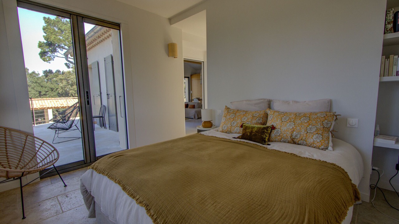 Photo of Bedroom in Saint-Restitut