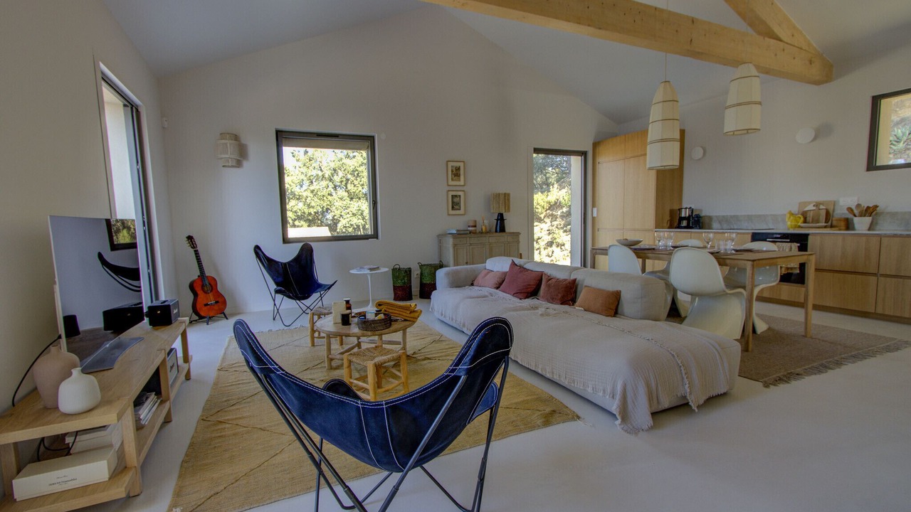 Photo of Livingroom in Saint-Restitut
