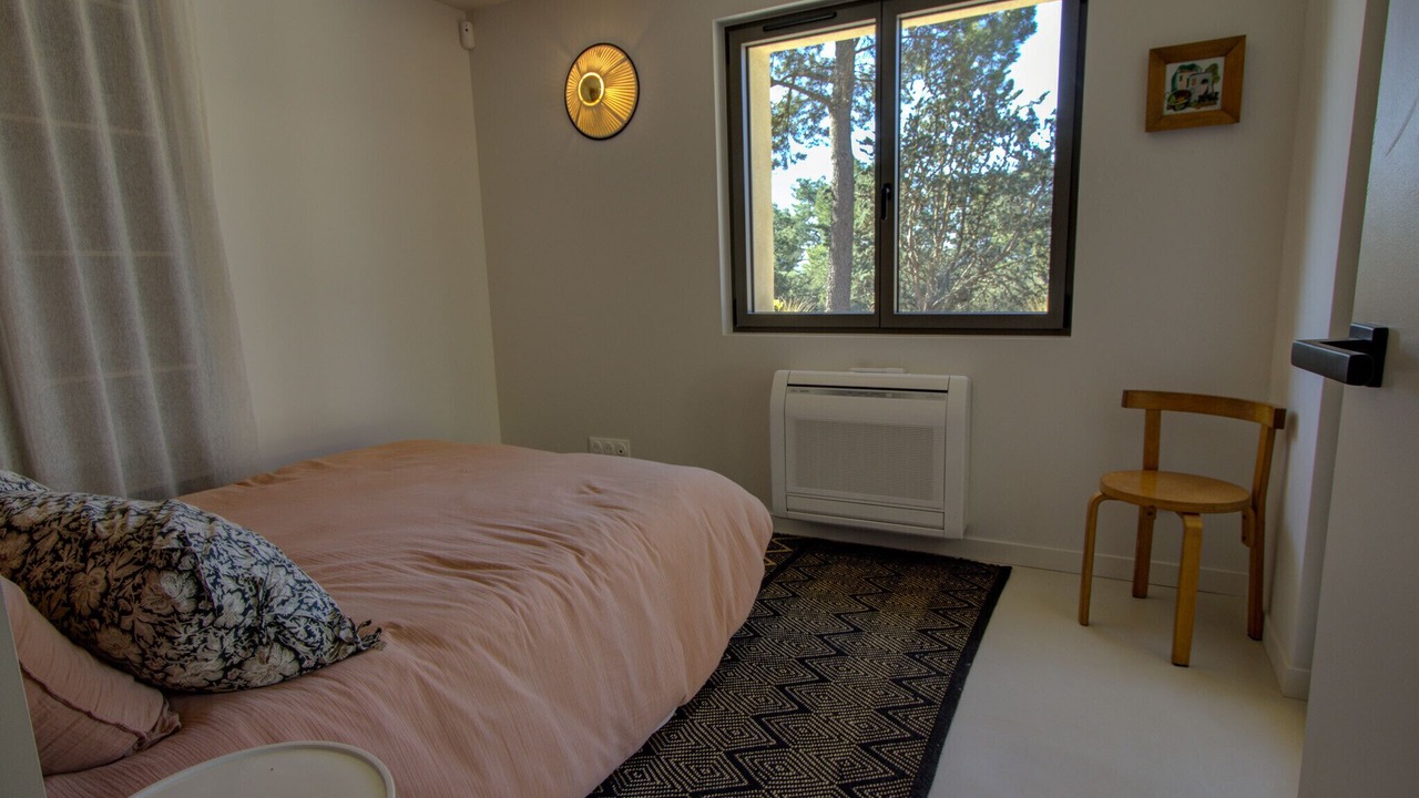 Photo of Bedroom in Saint-Restitut