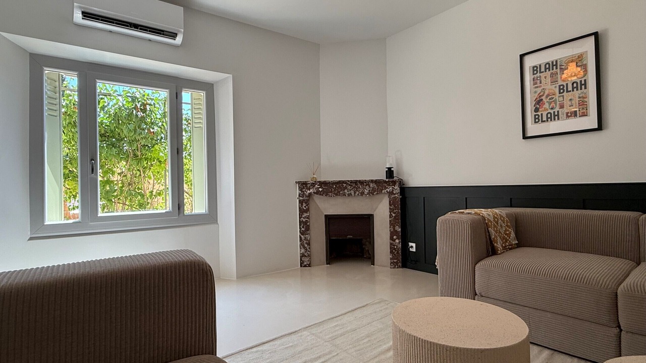 Photo of Livingroom in Entrechaux